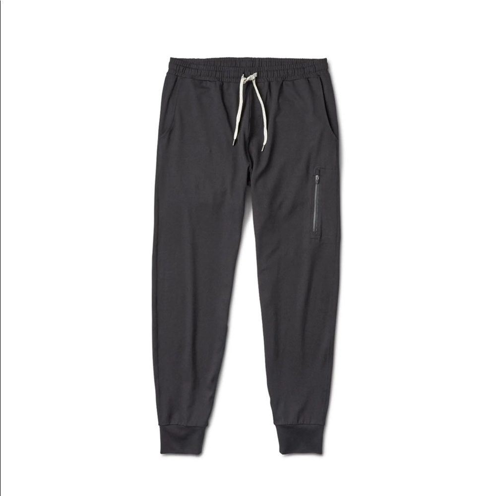 Vuori Sunday Performance Jogger in black. Size L. Excellent condition.